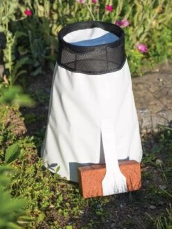 Rosy Cozy® Rose Cone, Large -Garden Care Specialty Store 8593415 0528 tif