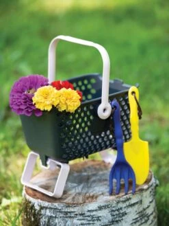 Calipso 3-in-1 Kids Gardening Self-Watering Planter Kit -Garden Care Specialty Store 8609217 0348 tif
